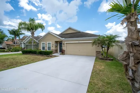 320 Wishing Well Circle SW Palm Bay FL 32908