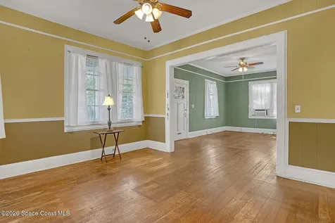 107 Oak Street Cocoa FL 32922