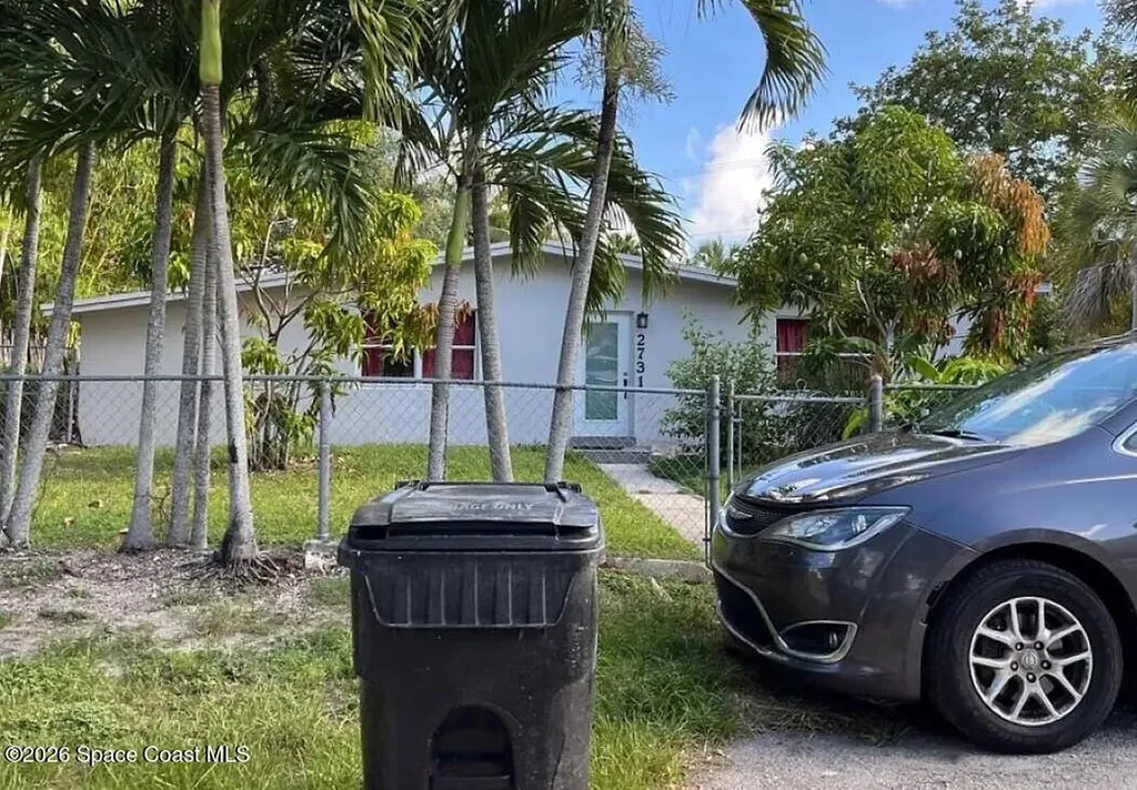 2731 SW 13th Court Fort Lauderdale FL 33312