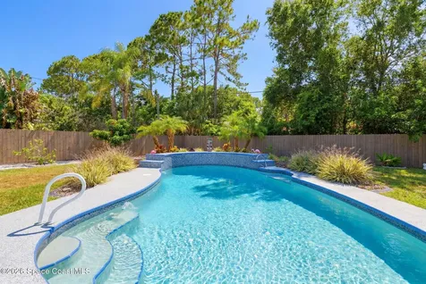 145 Nesbitt Street NE Palm Bay FL 32907