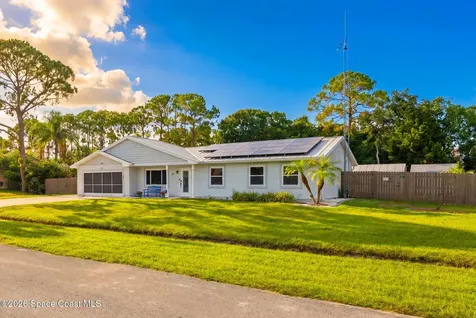 145 Nesbitt Street NE Palm Bay FL 32907