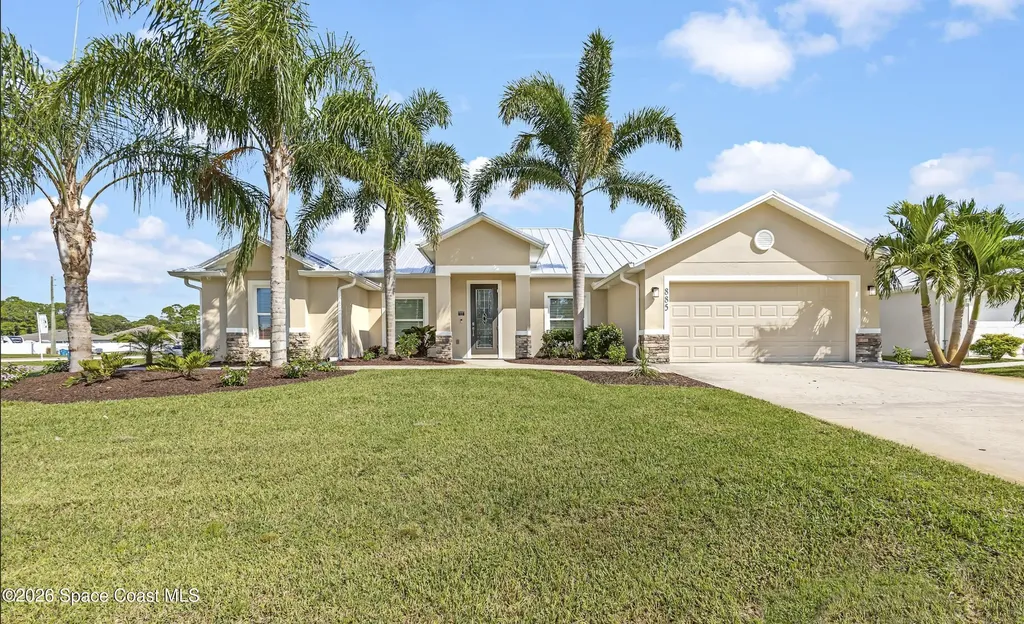 885 Starland Street SE Palm Bay FL 32909