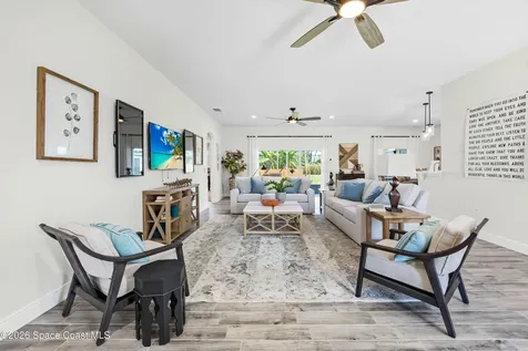 885 Starland Street SE Palm Bay FL 32909