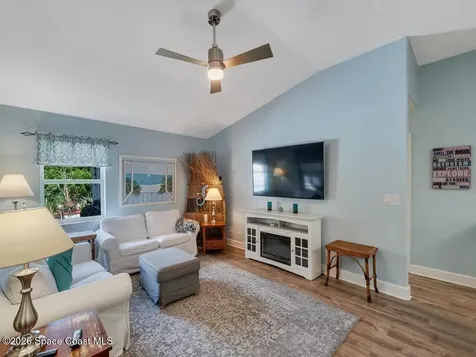 6760 51st Avenue Vero Beach FL 32967