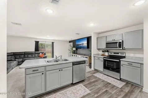 3373 Navajo Avenue SW Palm Bay FL 32908
