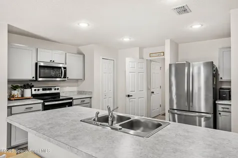 3373 Navajo Avenue SW Palm Bay FL 32908