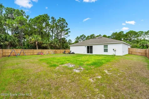 3373 Navajo Avenue SW Palm Bay FL 32908