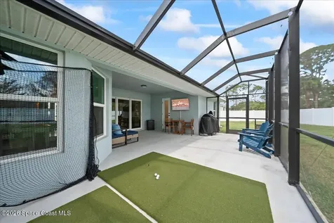 1064 Captiva Island Circle SW Palm Bay FL 32908