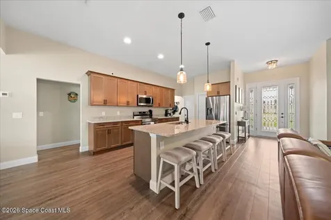 1064 Captiva Island Circle SW Palm Bay FL 32908
