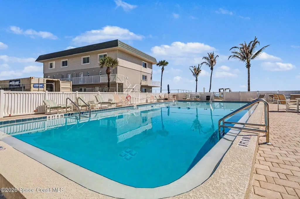 2925 N Jimmy Buffett Memorial Highway Indialantic FL 32903