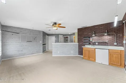 2438 Greenwillow Drive Orlando FL 32825