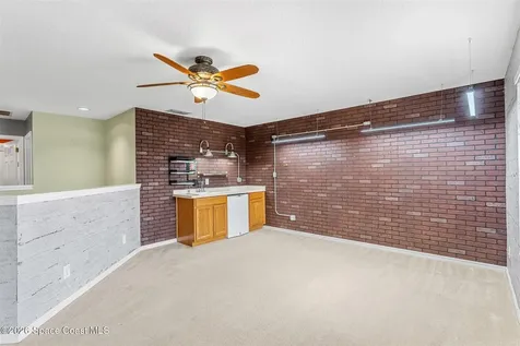 2438 Greenwillow Drive Orlando FL 32825