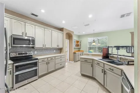 2438 Greenwillow Drive Orlando FL 32825