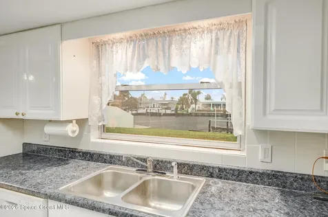 1580 Mercury Street Merritt Island FL 32953