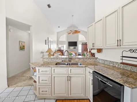 105 Waters Edge Lane Indialantic FL 32903