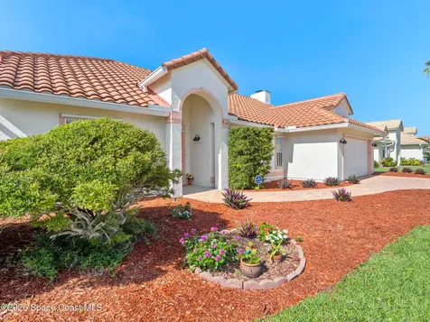 105 Waters Edge Lane Indialantic FL 32903