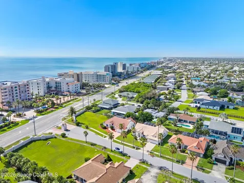 105 Waters Edge Lane Indialantic FL 32903