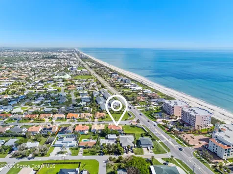 105 Waters Edge Lane Indialantic FL 32903
