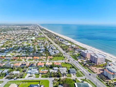 105 Waters Edge Lane Indialantic FL 32903