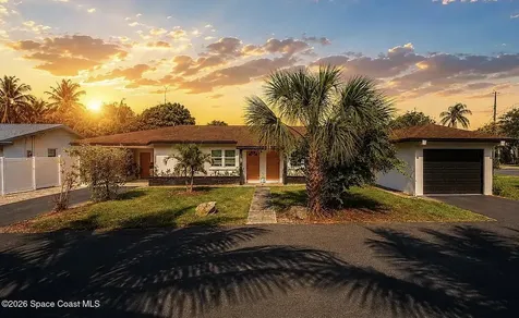 209-215 S Riverside Drive Indialantic FL 32903