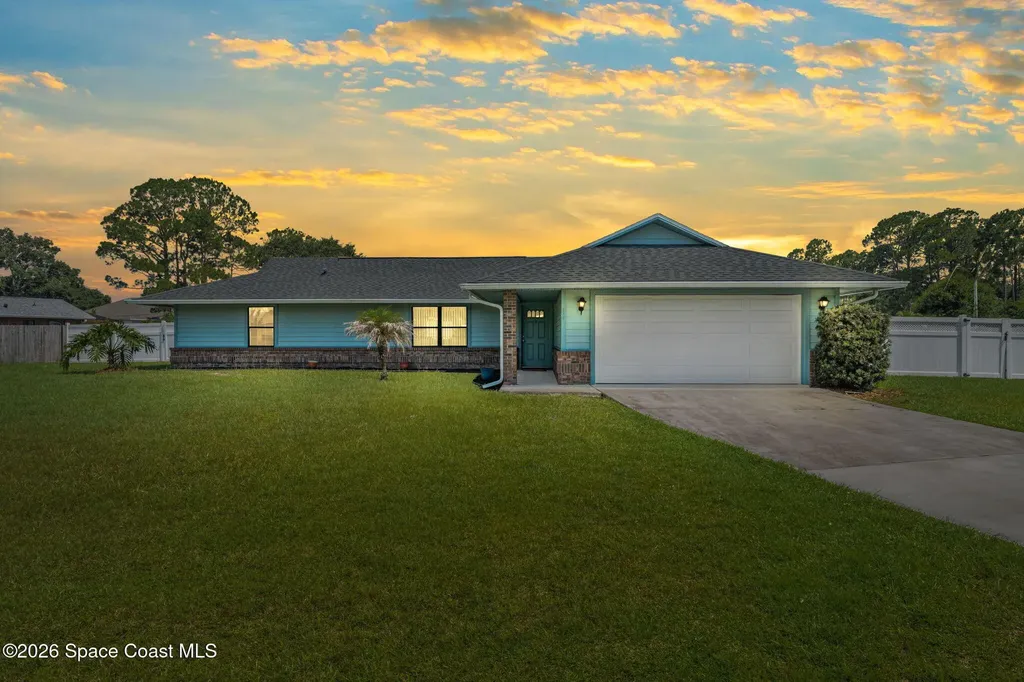 328 Humbert Street NE Palm Bay FL 32907