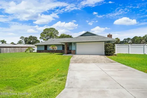 328 Humbert Street NE Palm Bay FL 32907