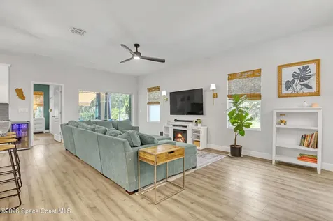 466 Olmsted Street SW Palm Bay FL 32908