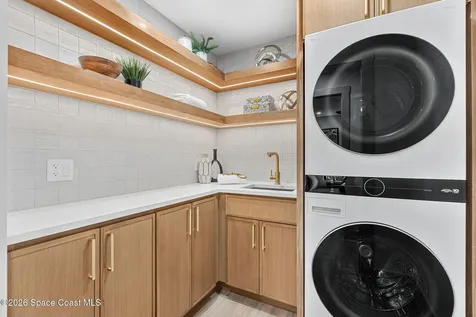 4625 Hidden Lakes Place Melbourne FL 32934