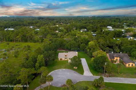 4625 Hidden Lakes Place Melbourne FL 32934