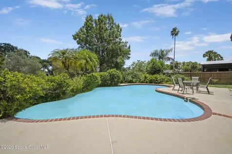 6513 Saint Partin Place Belle Isle FL 32812