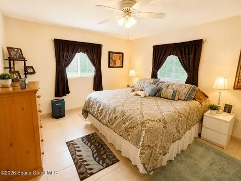 523 Karney Avenue NE Palm Bay FL 32907