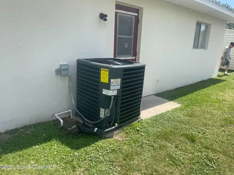 523 Karney Avenue NE Palm Bay FL 32907
