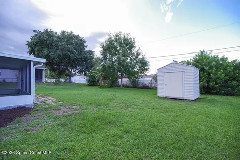 765 Cleaves Street SE Palm Bay FL 32909