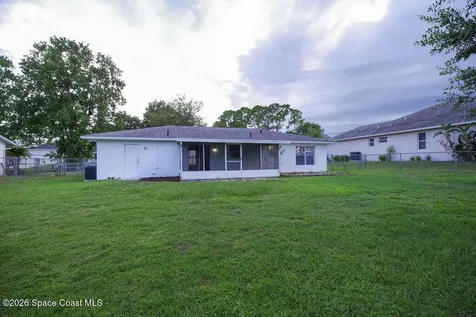 765 Cleaves Street SE Palm Bay FL 32909