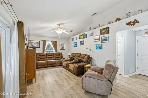 1181 Larkspur Street SE Palm Bay FL 32909