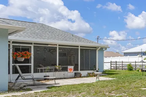 1181 Larkspur Street SE Palm Bay FL 32909