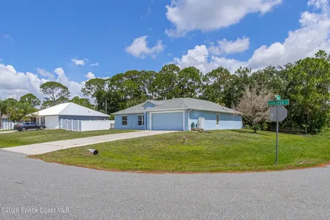 1181 Larkspur Street SE Palm Bay FL 32909