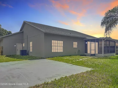 3539 Nikon Court Titusville FL 32796