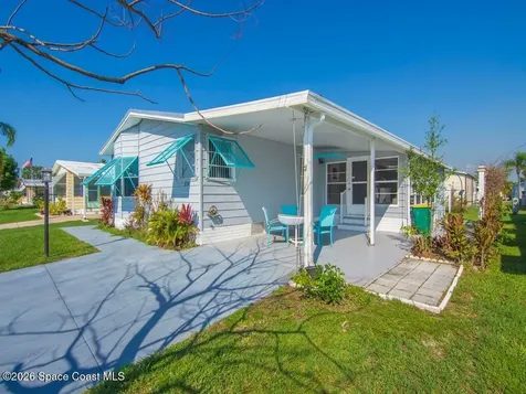 836 Hyacinth Circle Barefoot Bay FL 32976