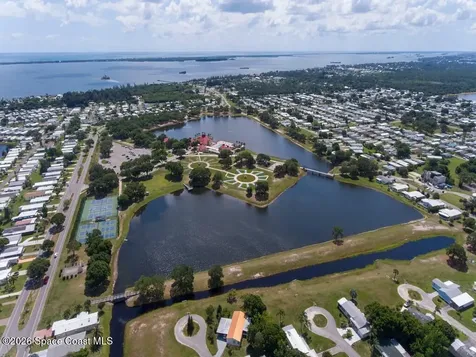 836 Hyacinth Circle Barefoot Bay FL 32976