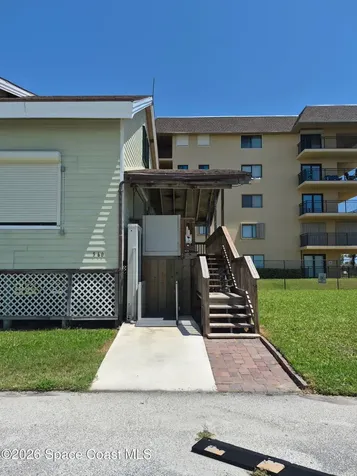 558 Harrison Avenue Cape Canaveral FL 32920
