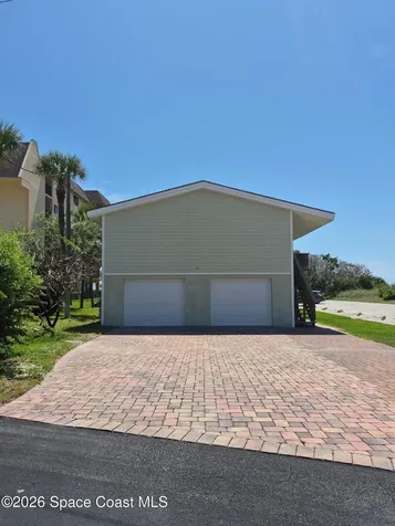 558 Harrison Avenue Cape Canaveral FL 32920