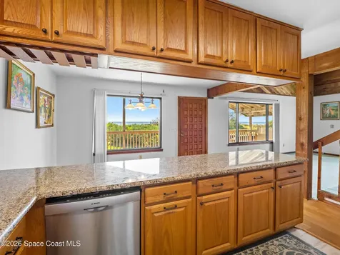 558 Harrison Avenue Cape Canaveral FL 32920