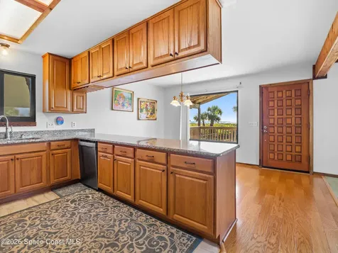 558 Harrison Avenue Cape Canaveral FL 32920