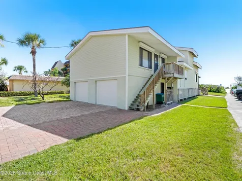 558 Harrison Avenue Cape Canaveral FL 32920