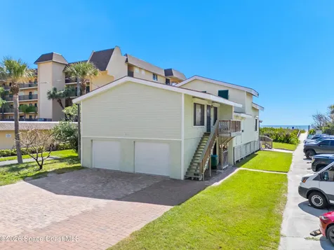 558 Harrison Avenue Cape Canaveral FL 32920
