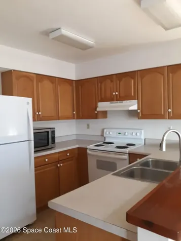 558 Harrison Avenue Cape Canaveral FL 32920