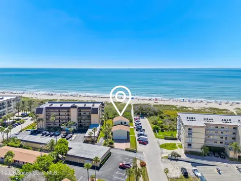 558 Harrison Avenue Cape Canaveral FL 32920