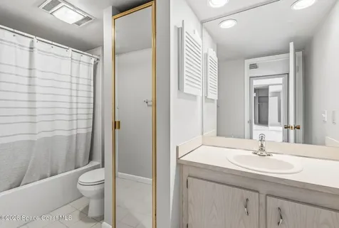 1166 6th Avenue Vero Beach FL 32960