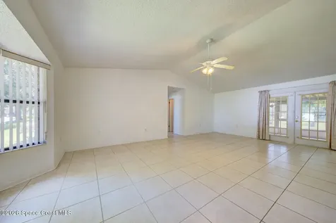 1085 Celle Avenue NW Palm Bay FL 32907